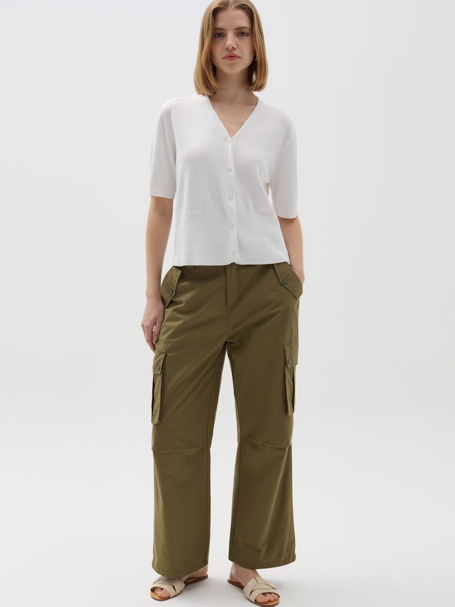 Flare-fit cargo trousers_0