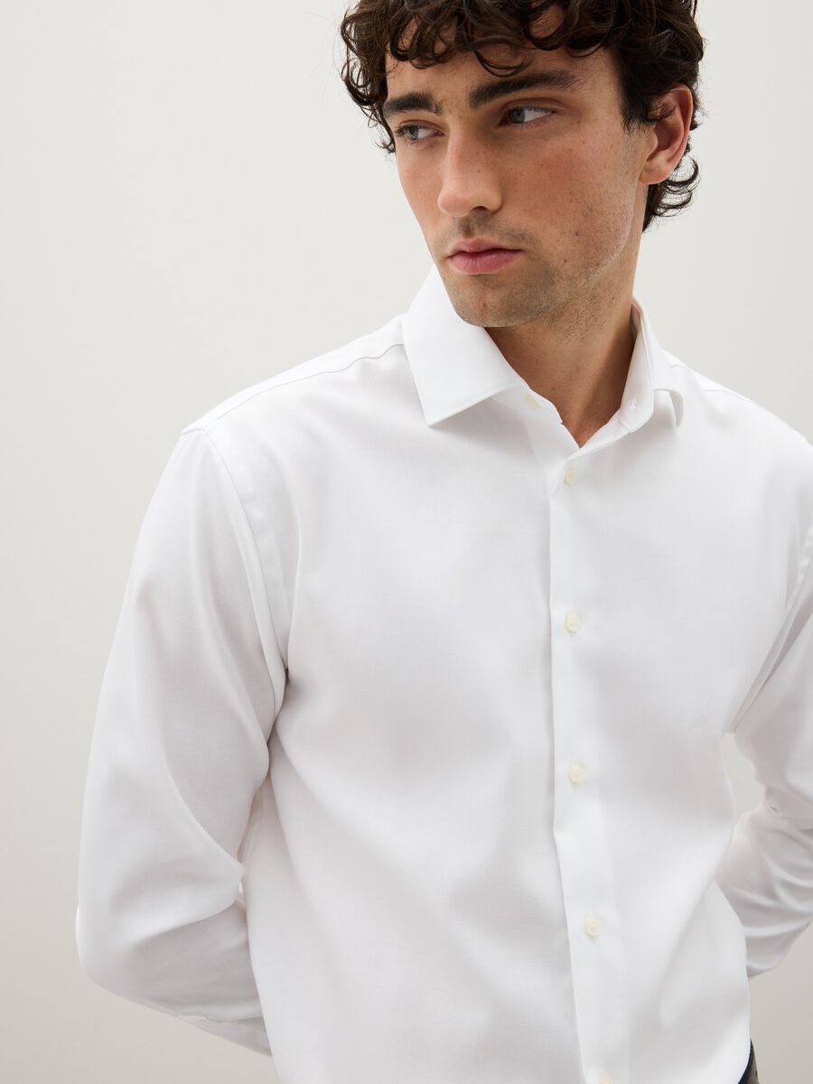 White Long-Sleeve Cotton Shirt_2