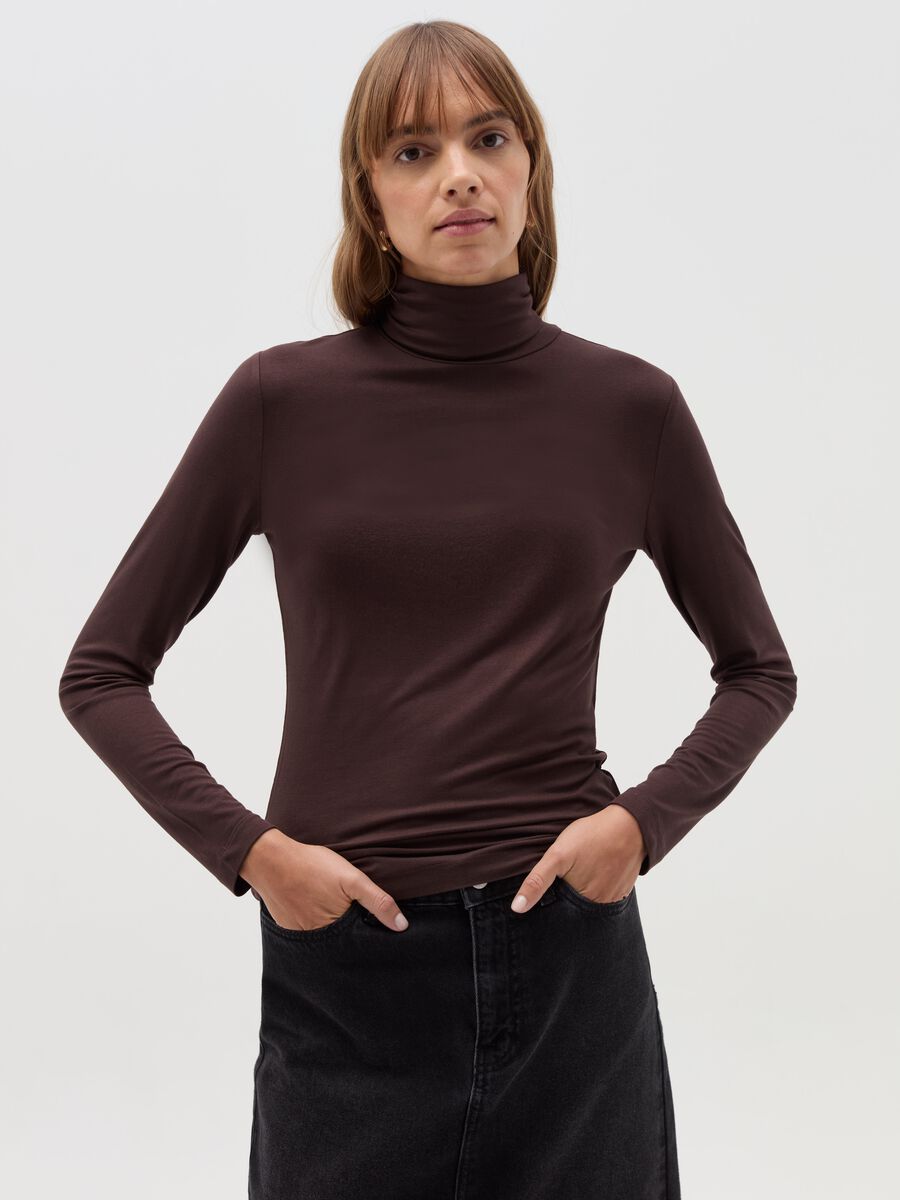 Long-sleeved T-shirt with high neck_0