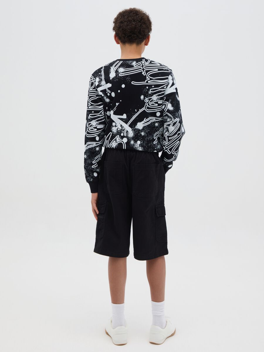Black cotton denim cargo shorts_2