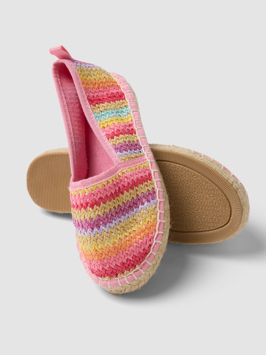 Espadrillas con design intrecciato multicolor da bambina_2