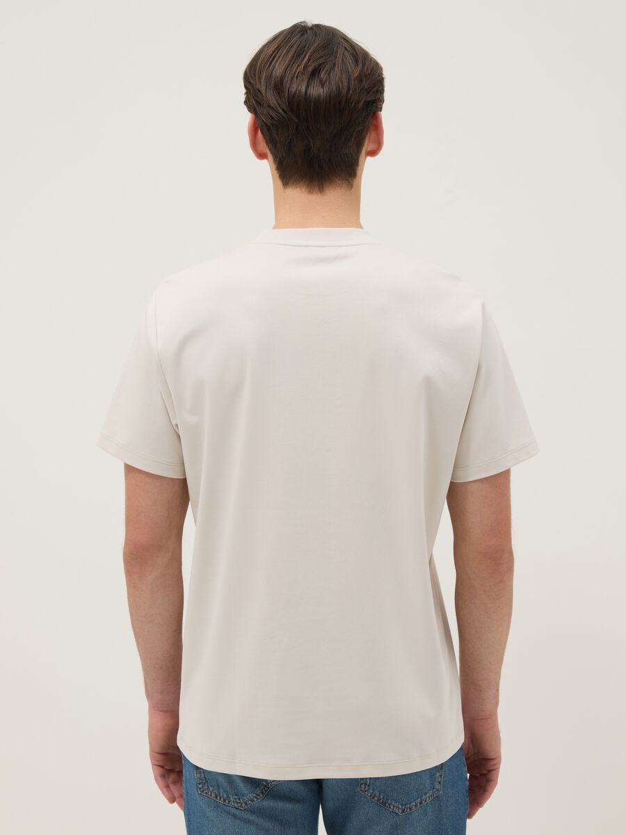 T-shirt girocollo in puro cotone beige regular fit_2