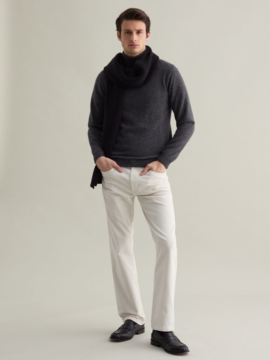 Lambswool pullover with high neck_1