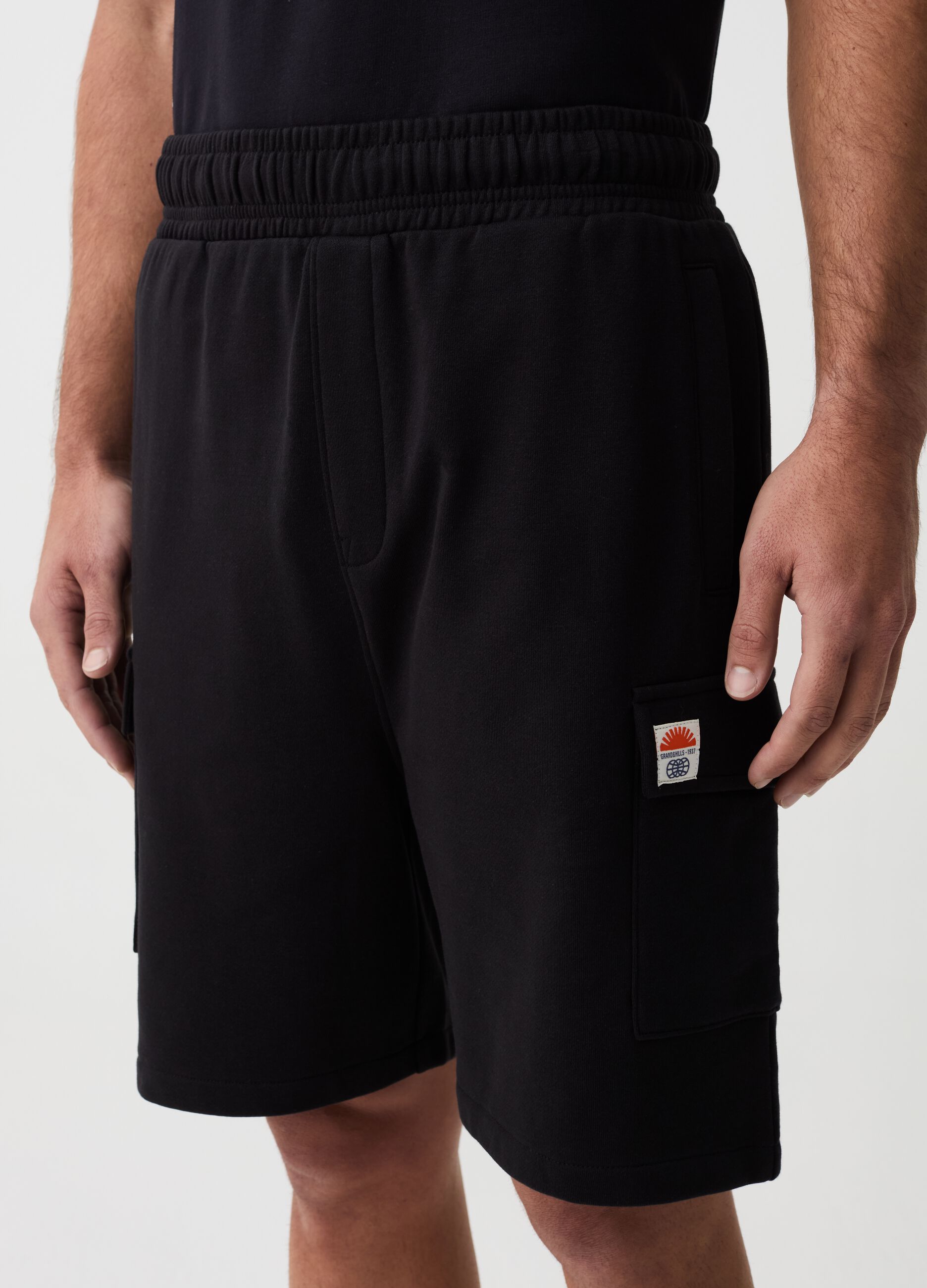 Cargo Bermuda shorts in fleece