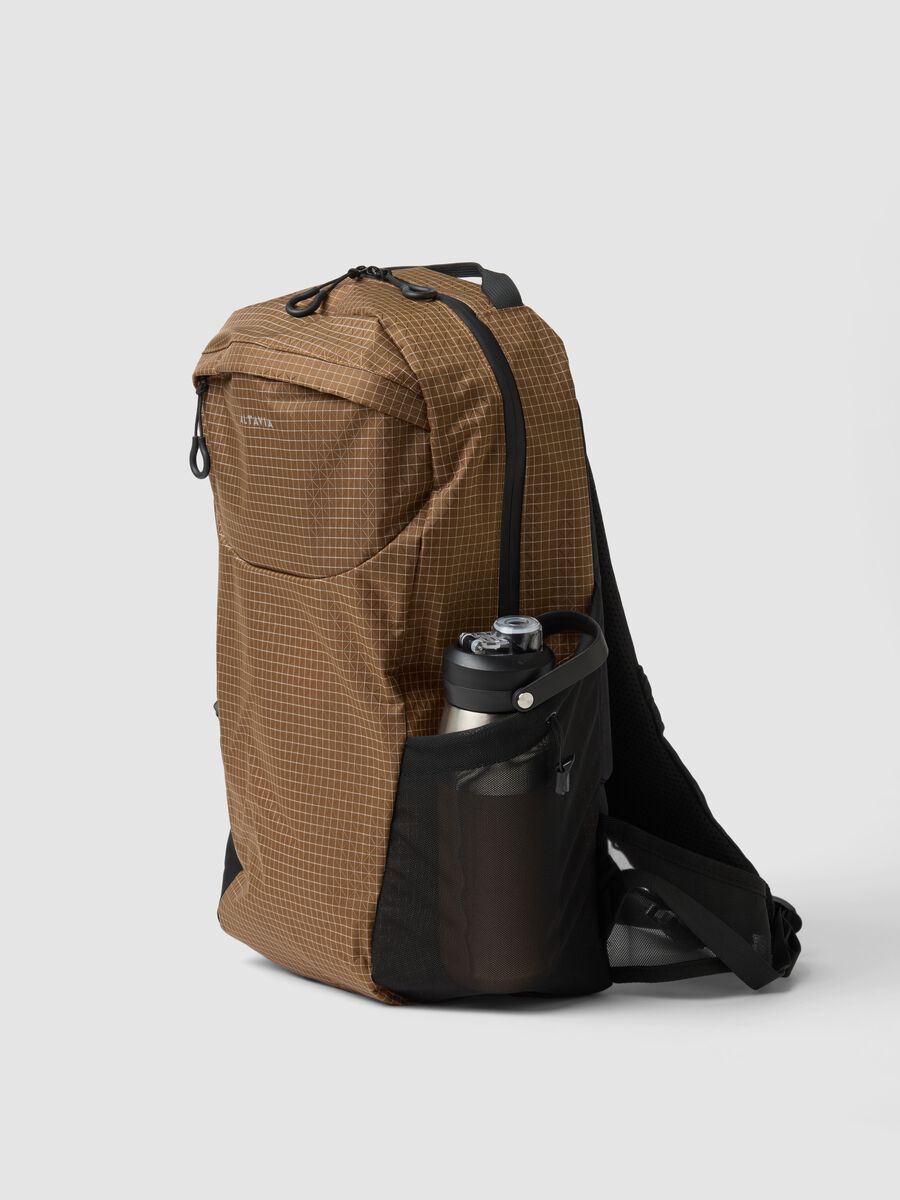 Zaino Outdoor 25 lt Water Resistant ALTAVIA WITH DEBORAH COMPAGNONI_1