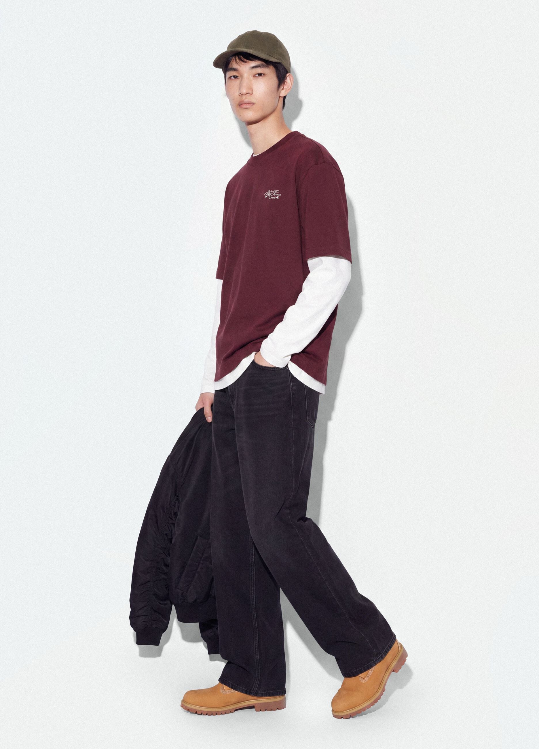 Red cropped pure cotton T-shirt with boxy-fit print