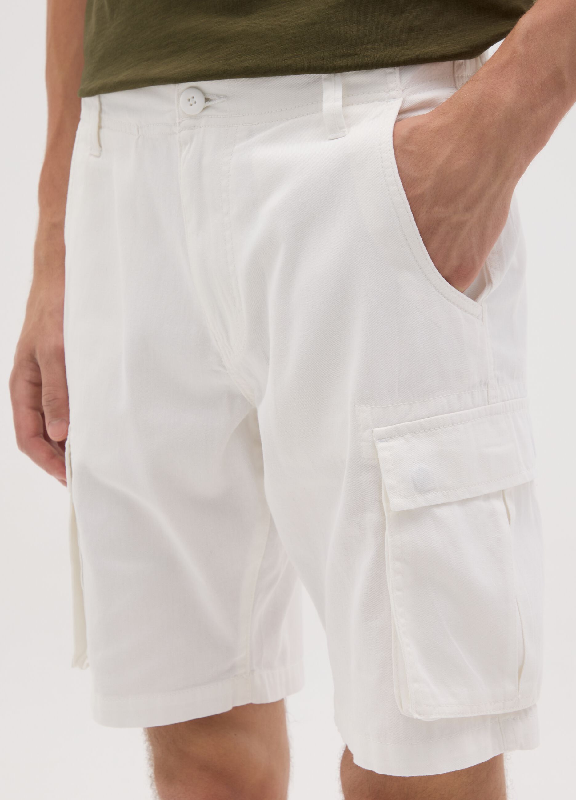Men's pure white cotton regular fit shorts