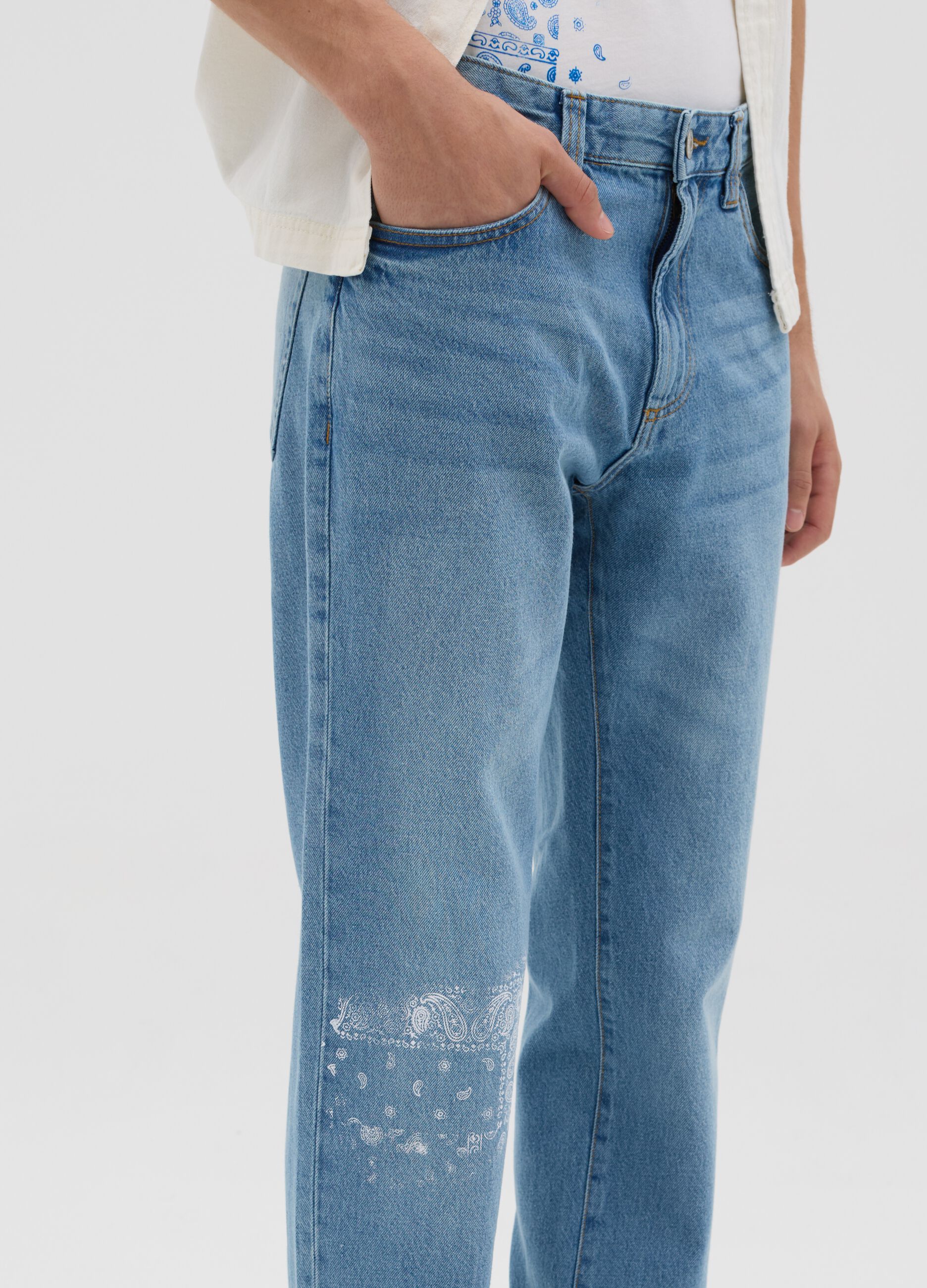 Regular-fit jeans with five pockets