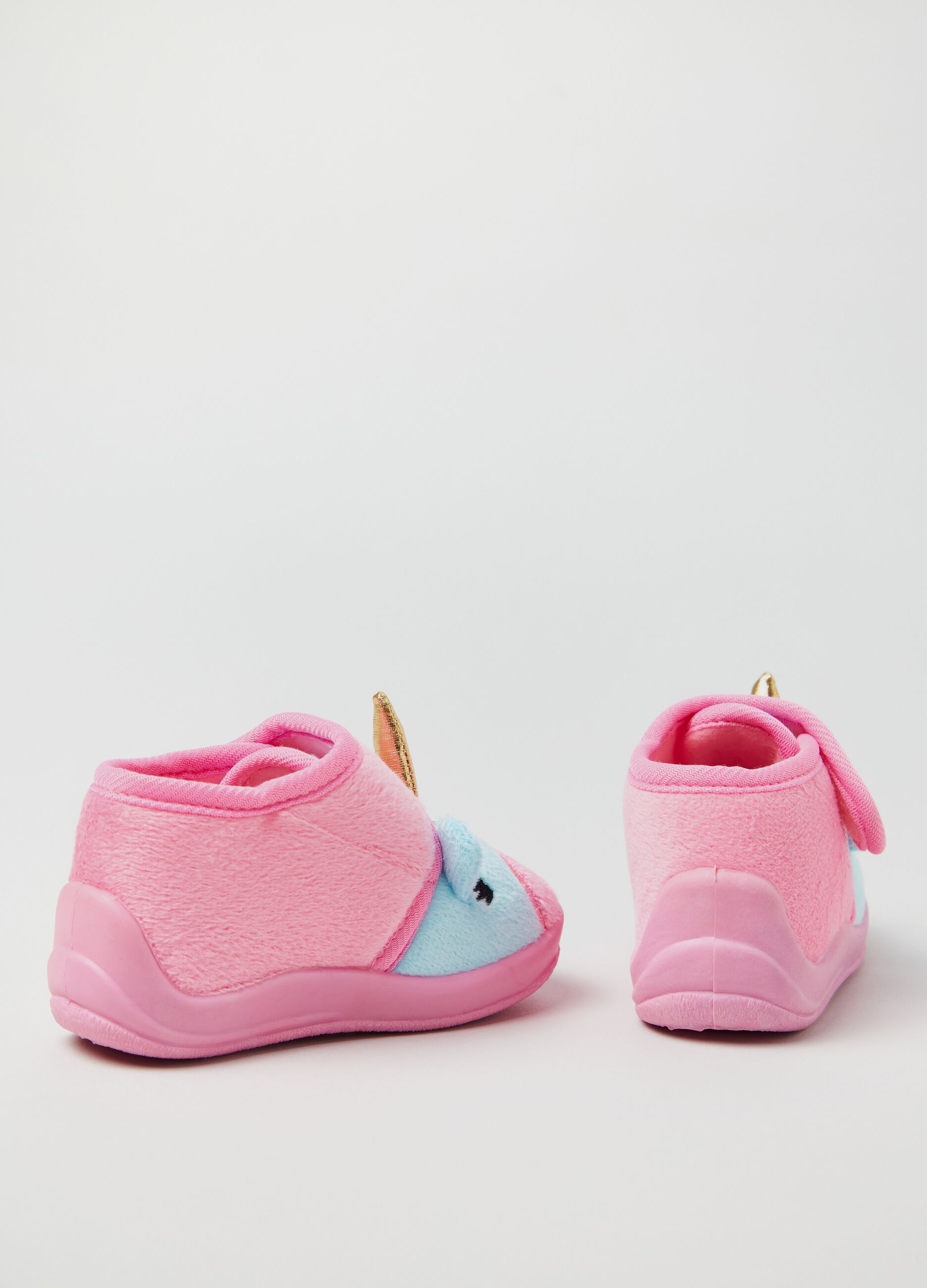 Pantofole in velour con ricamo unicorno_2