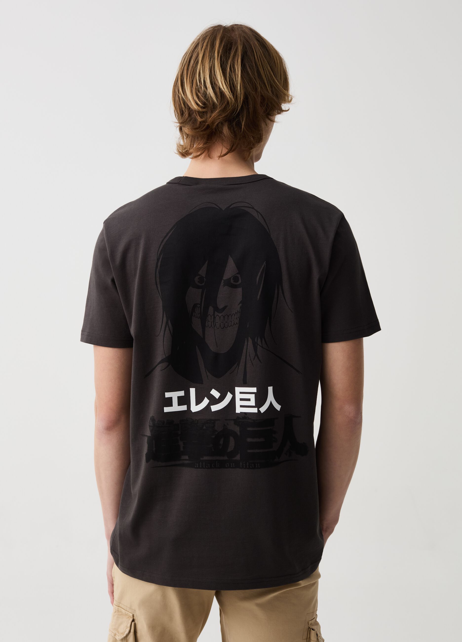 T-shirt con stampa Eren Jaeger