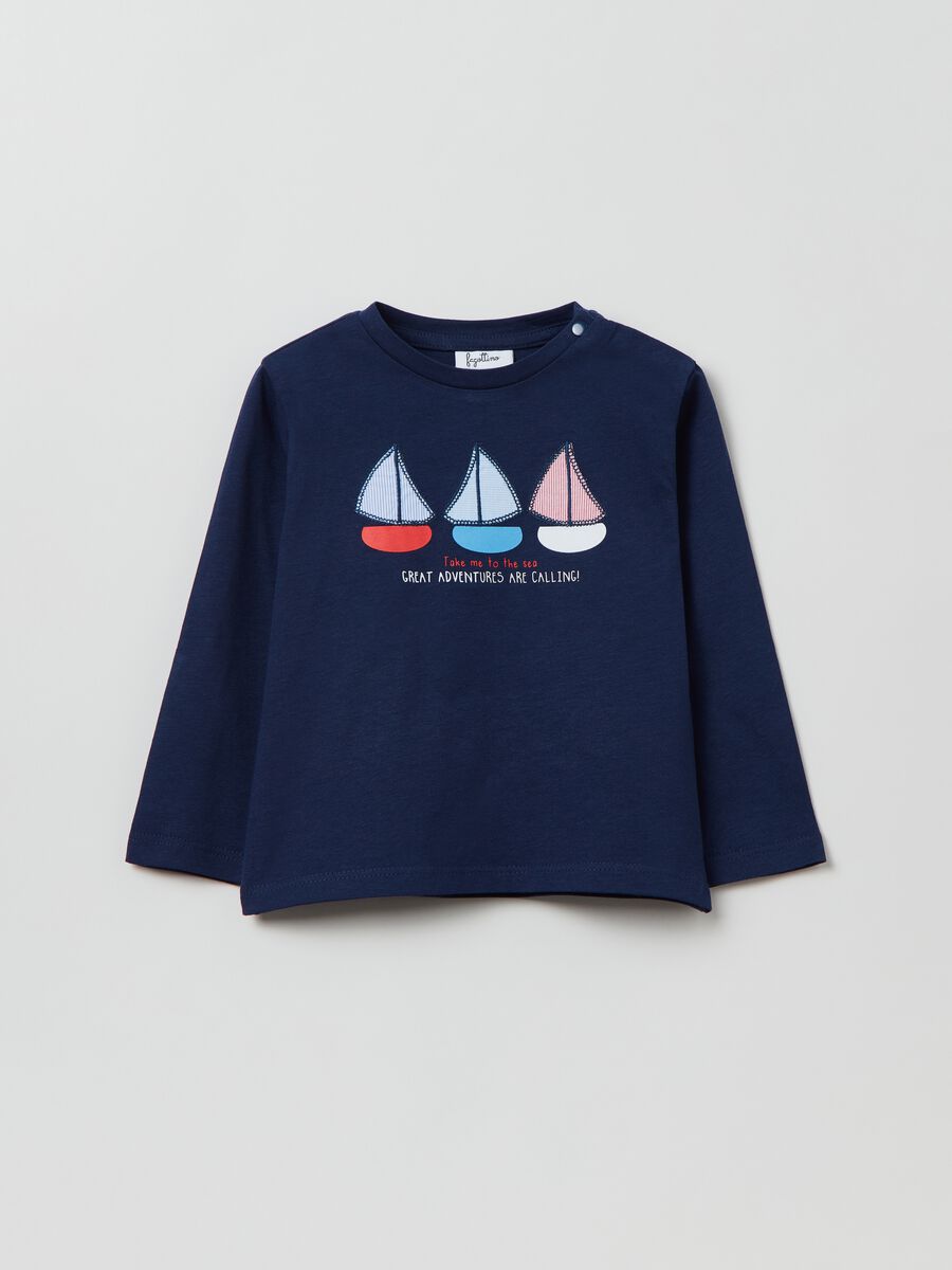 T-shirt a maniche lunghe con barche a vela _0