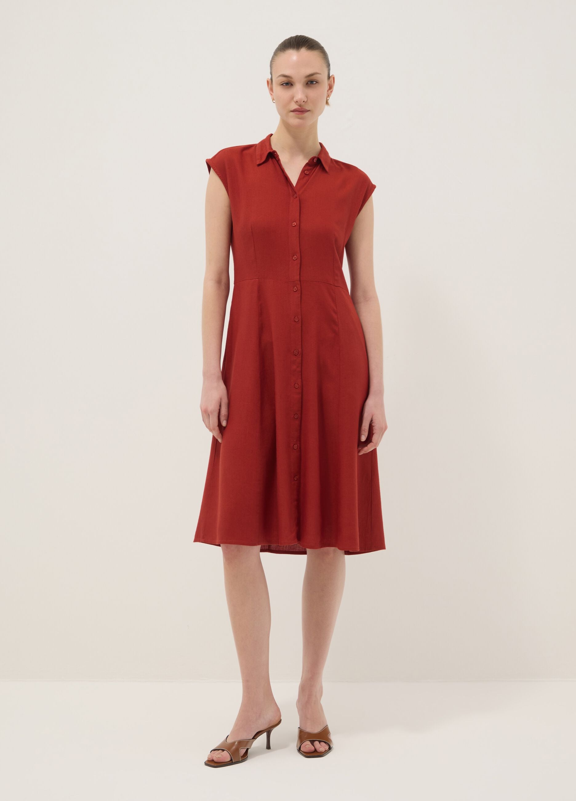 Red regular-fit shirt dress in viscose and linen blend