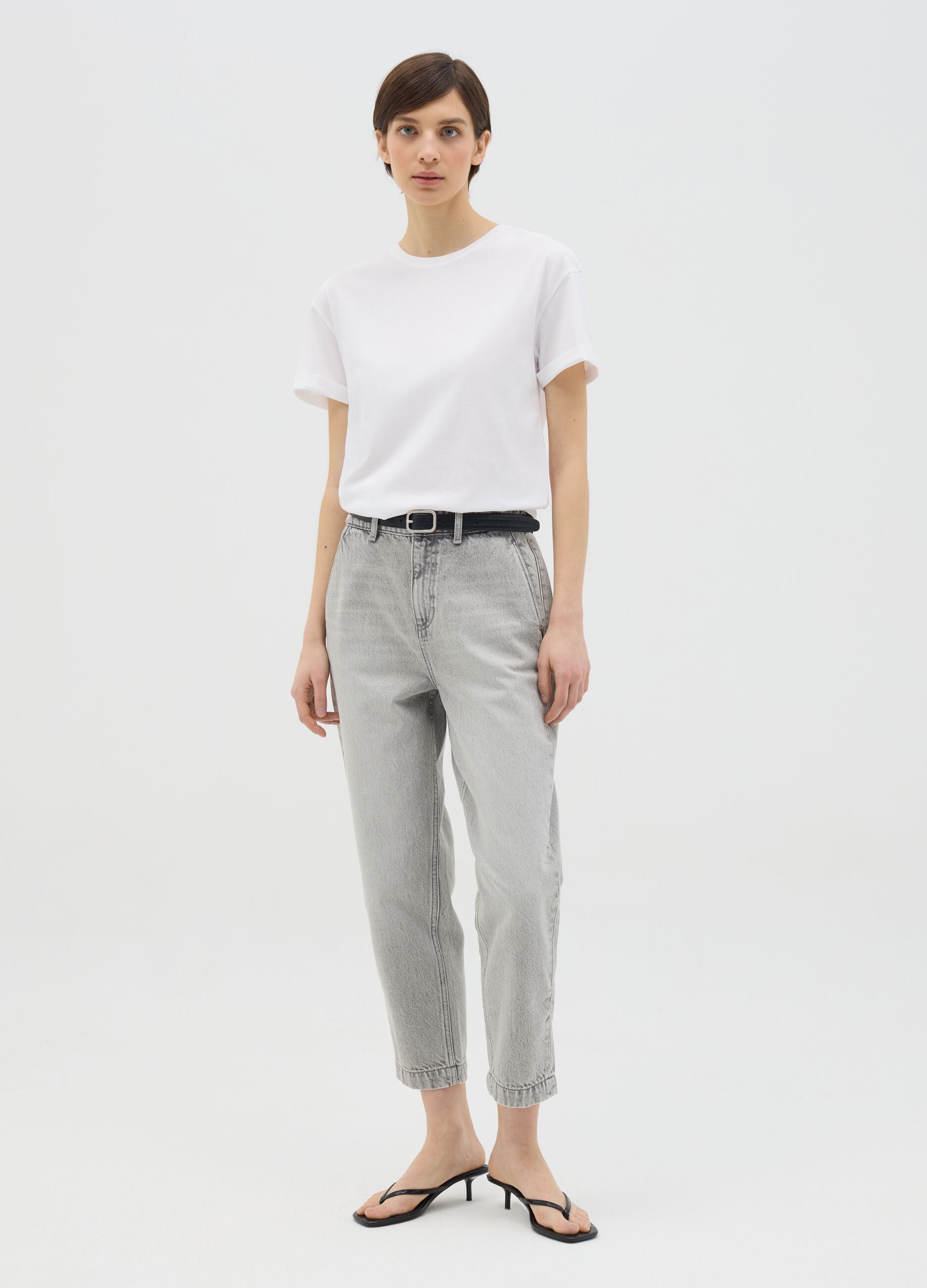 Jeans carrot fit grigio in cotone