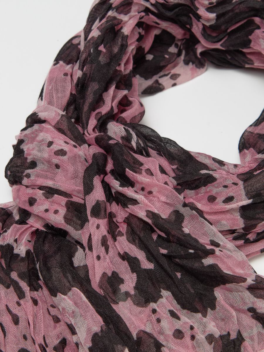 Crinkle-effect speckled pashmina_1