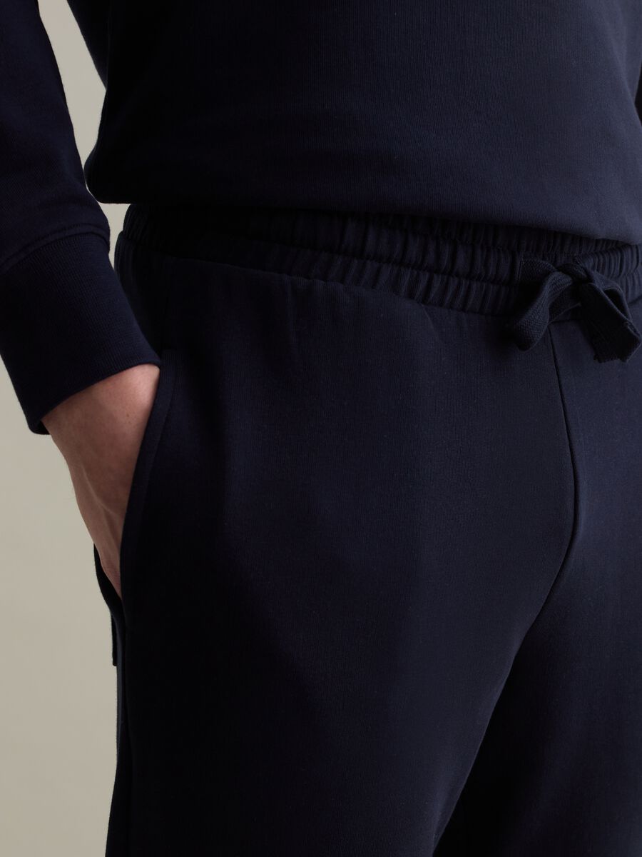 French terry joggers with drawstring_3