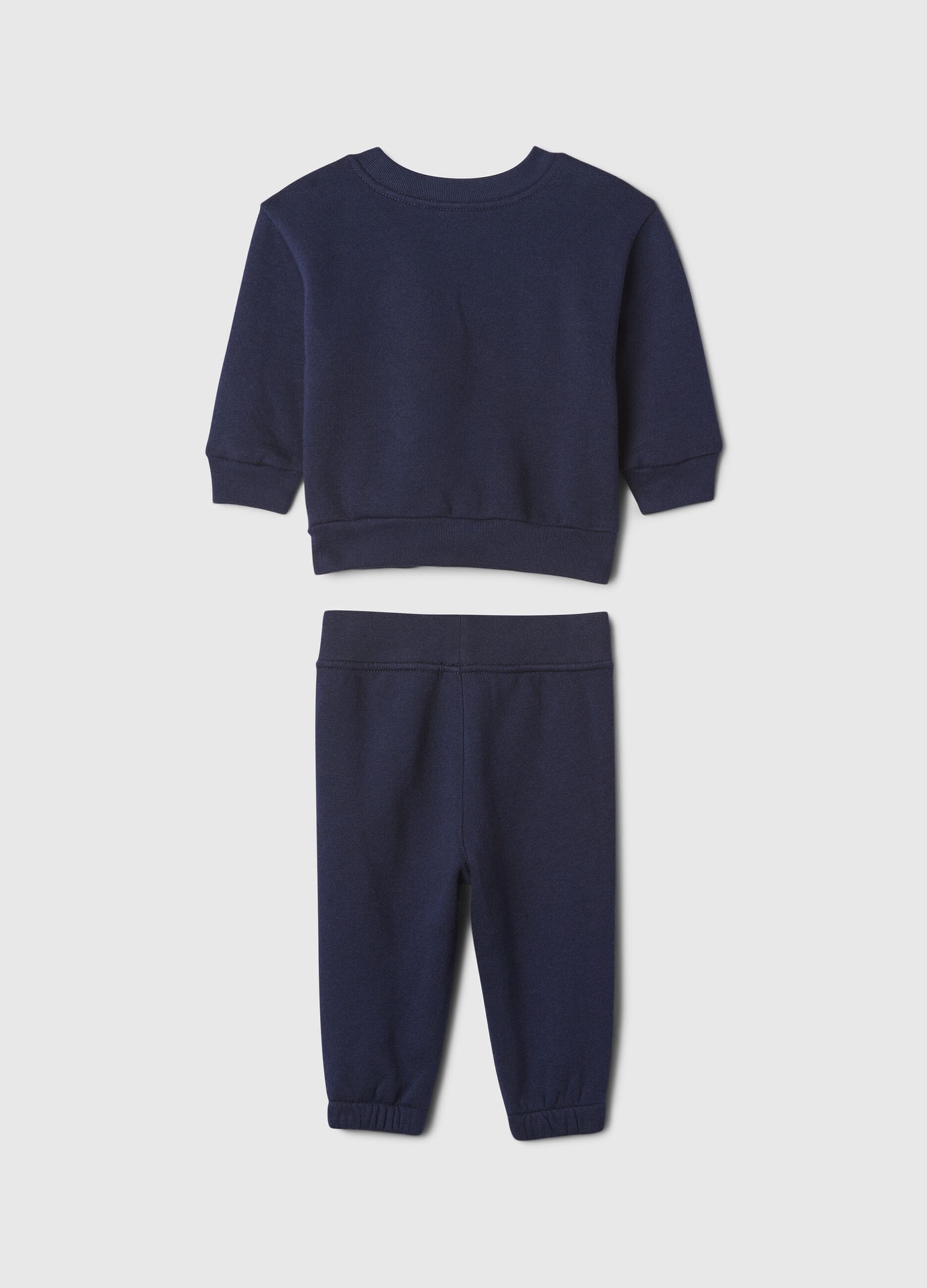 Jogging set con applicazione bouclé 