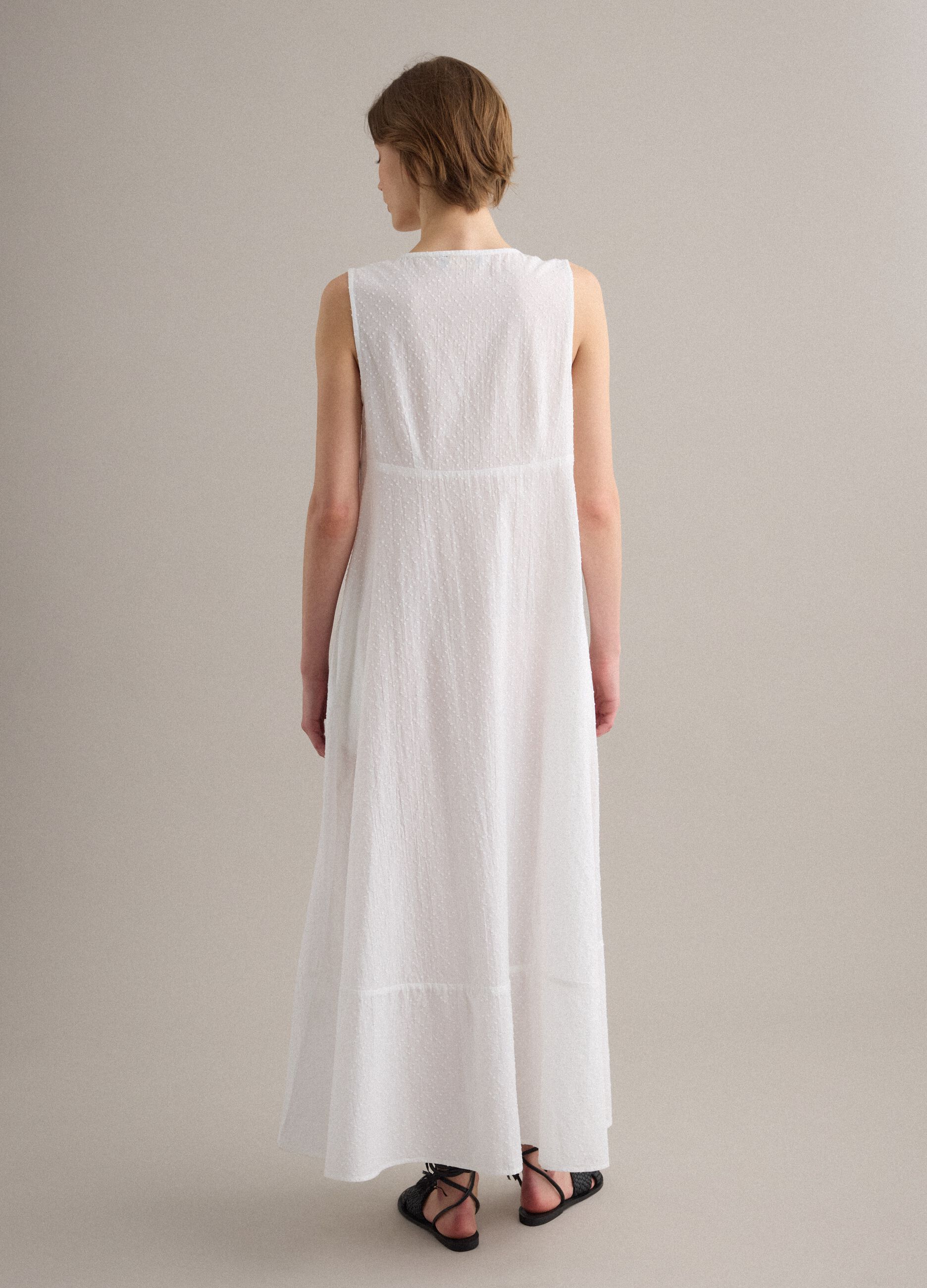 White maxi dress in pure cotton