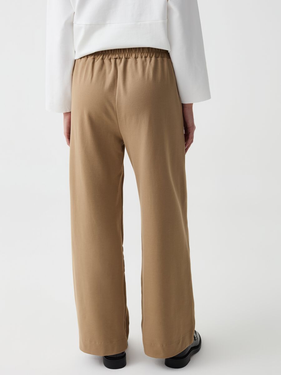 Wide-leg trousers with darts_2