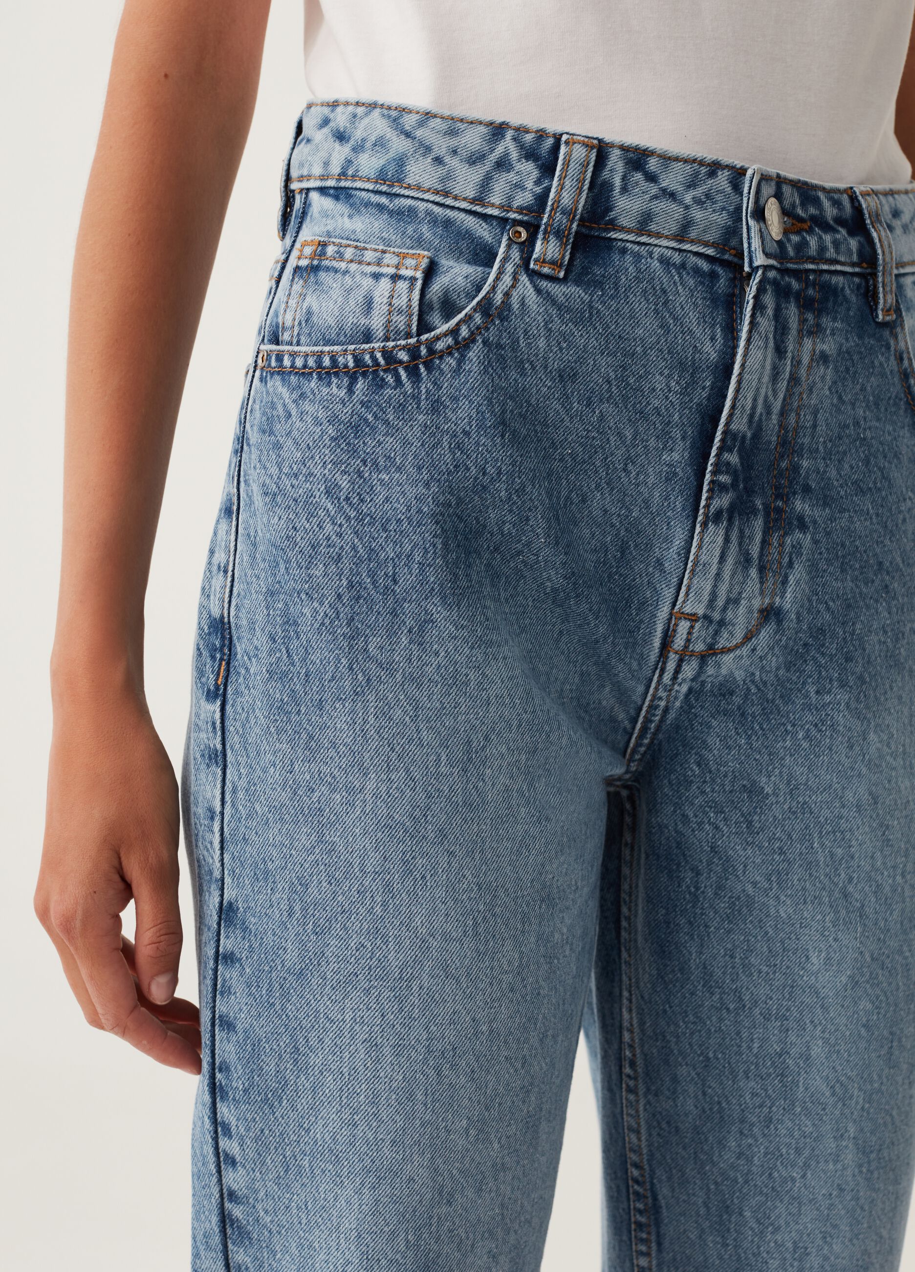 Jeans mom fit slim cinque tasche_3