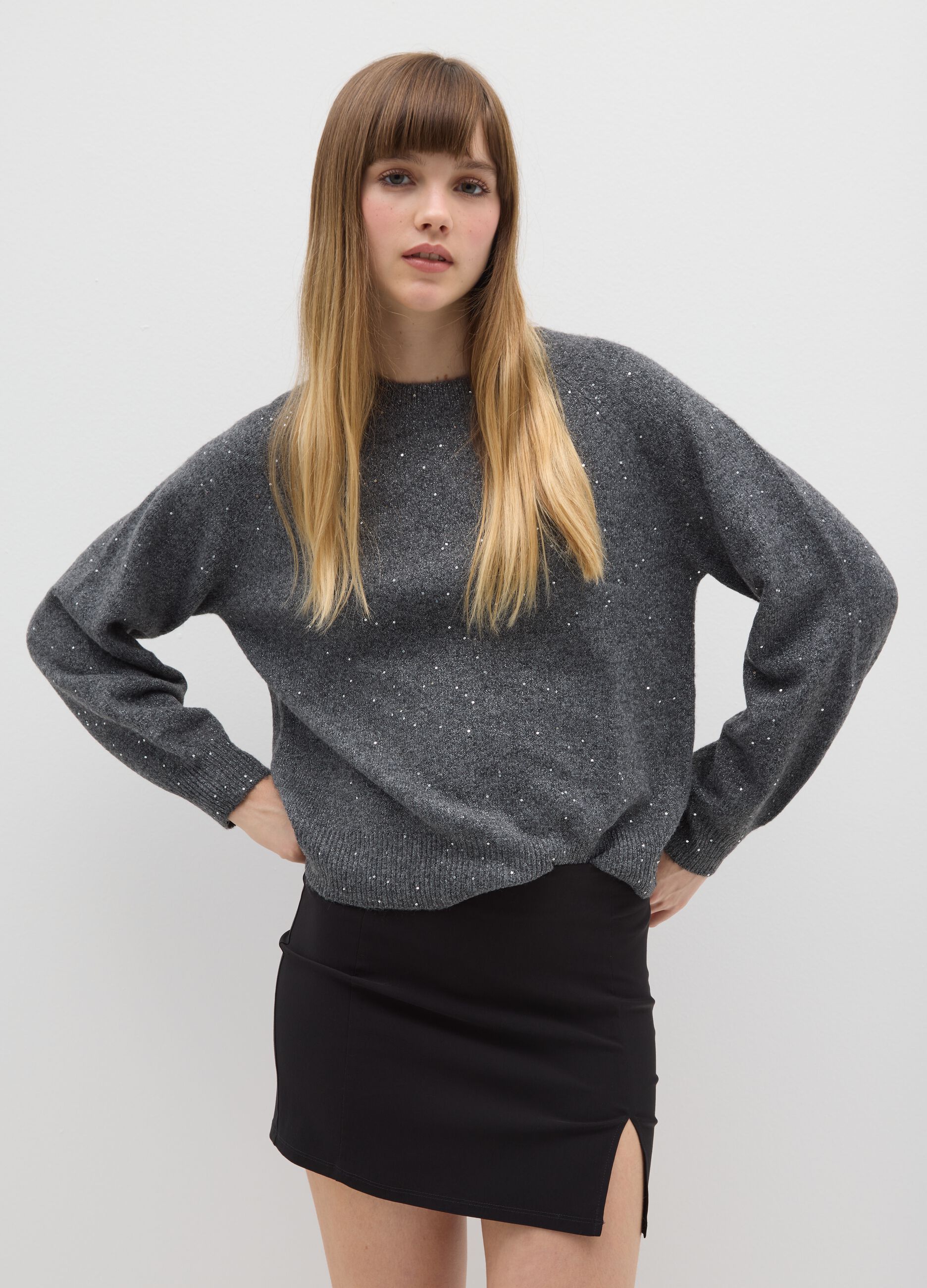 Grey oversized sweater with round neckline