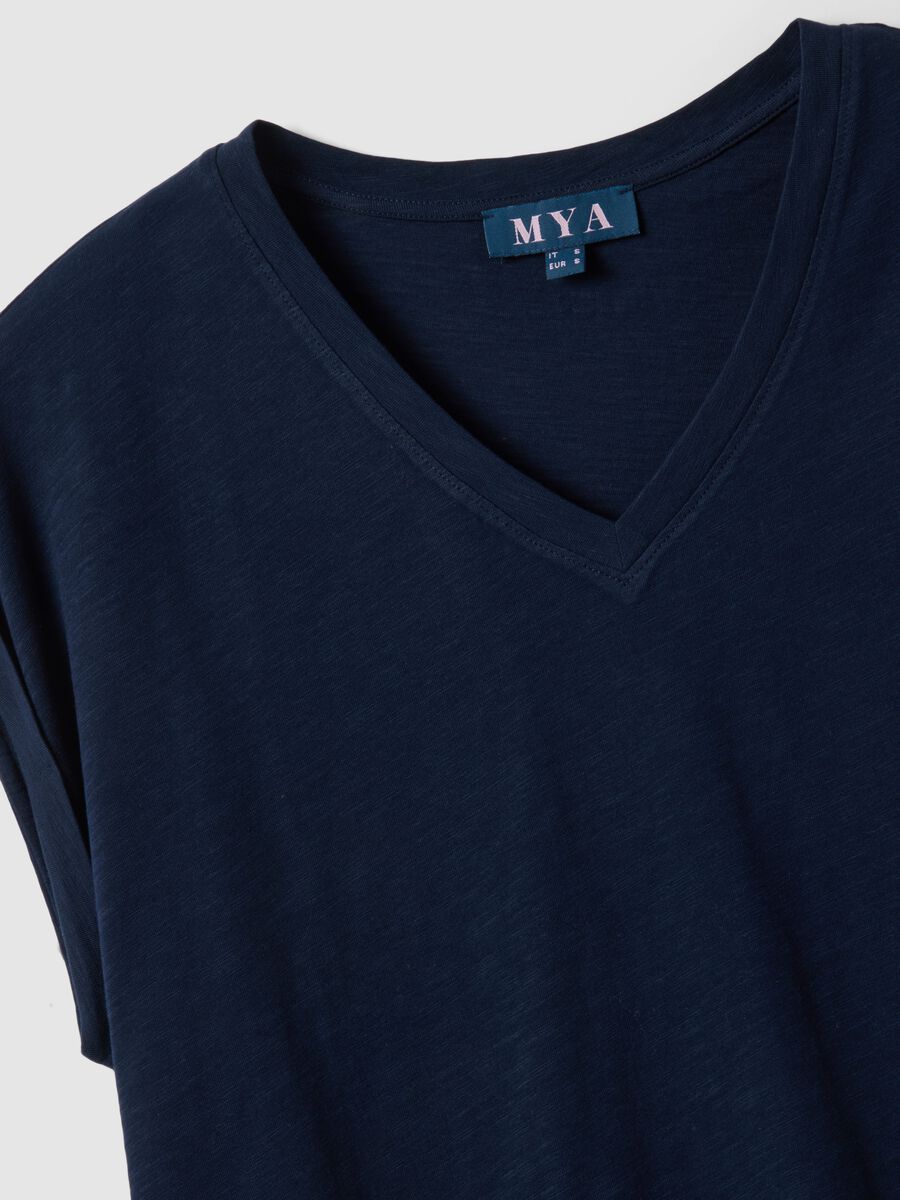 Short-sleeve pure cotton blue V-neck regular fit T-shirt_5