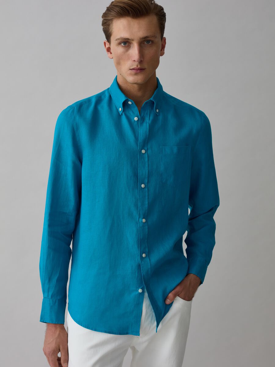 Camicia regular fit in lino button-down_0