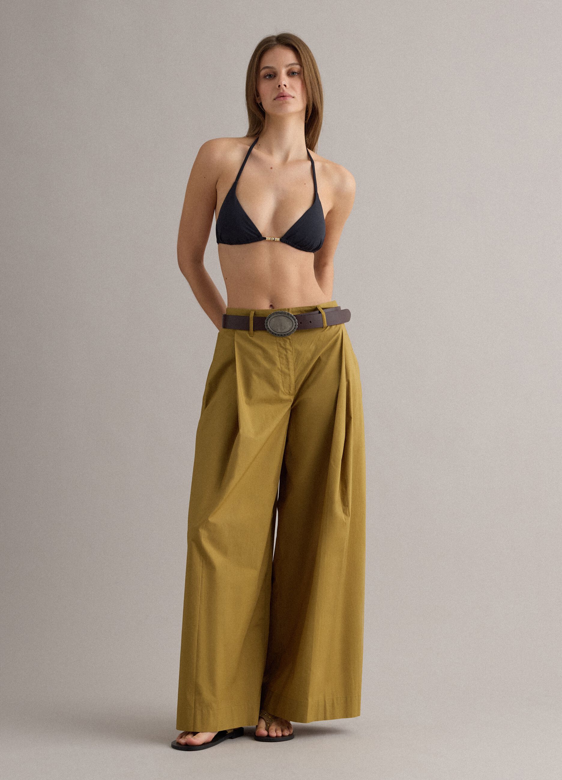 Black triangle bikini top in stretch fabric