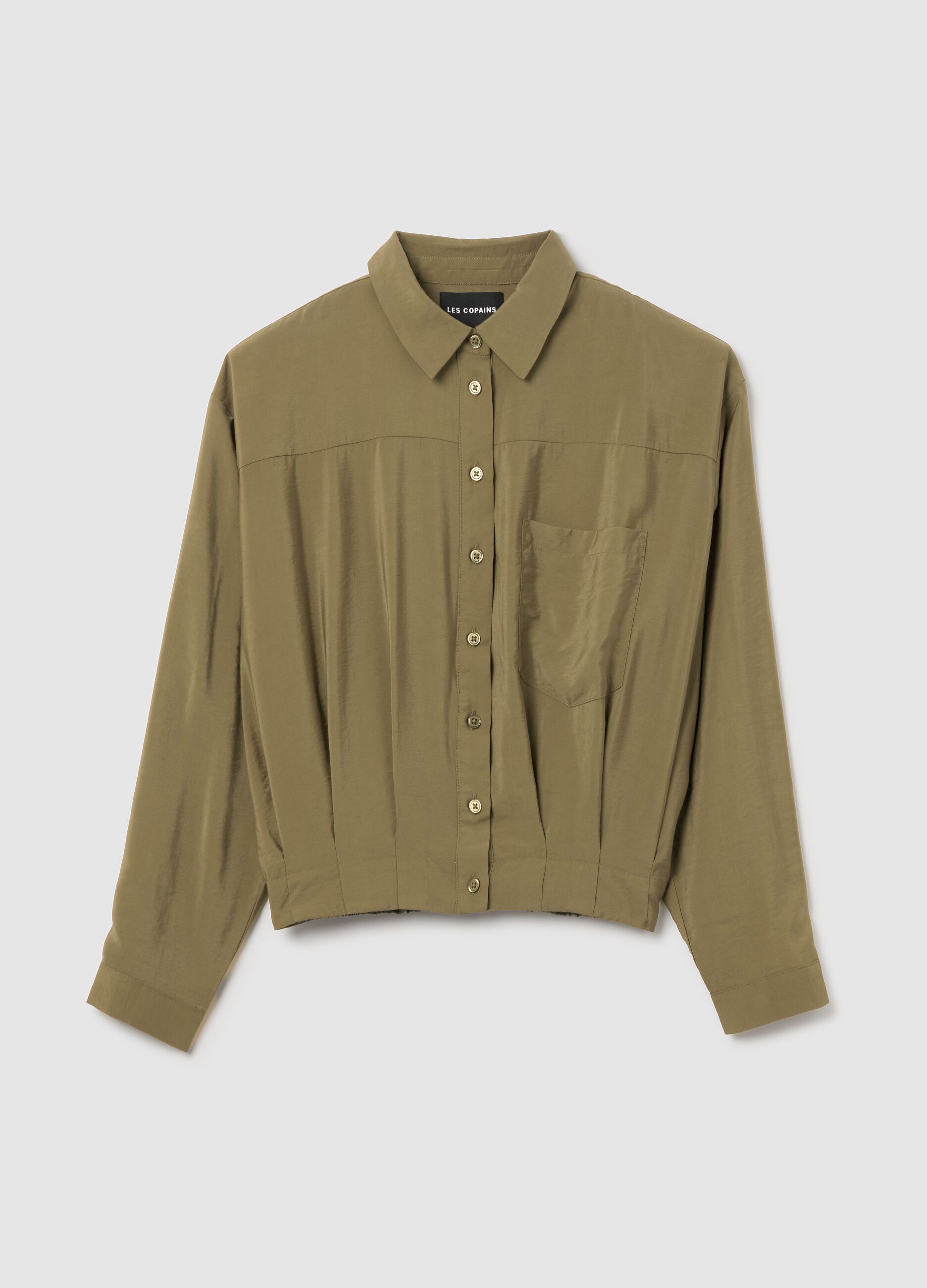 Shirt with darts