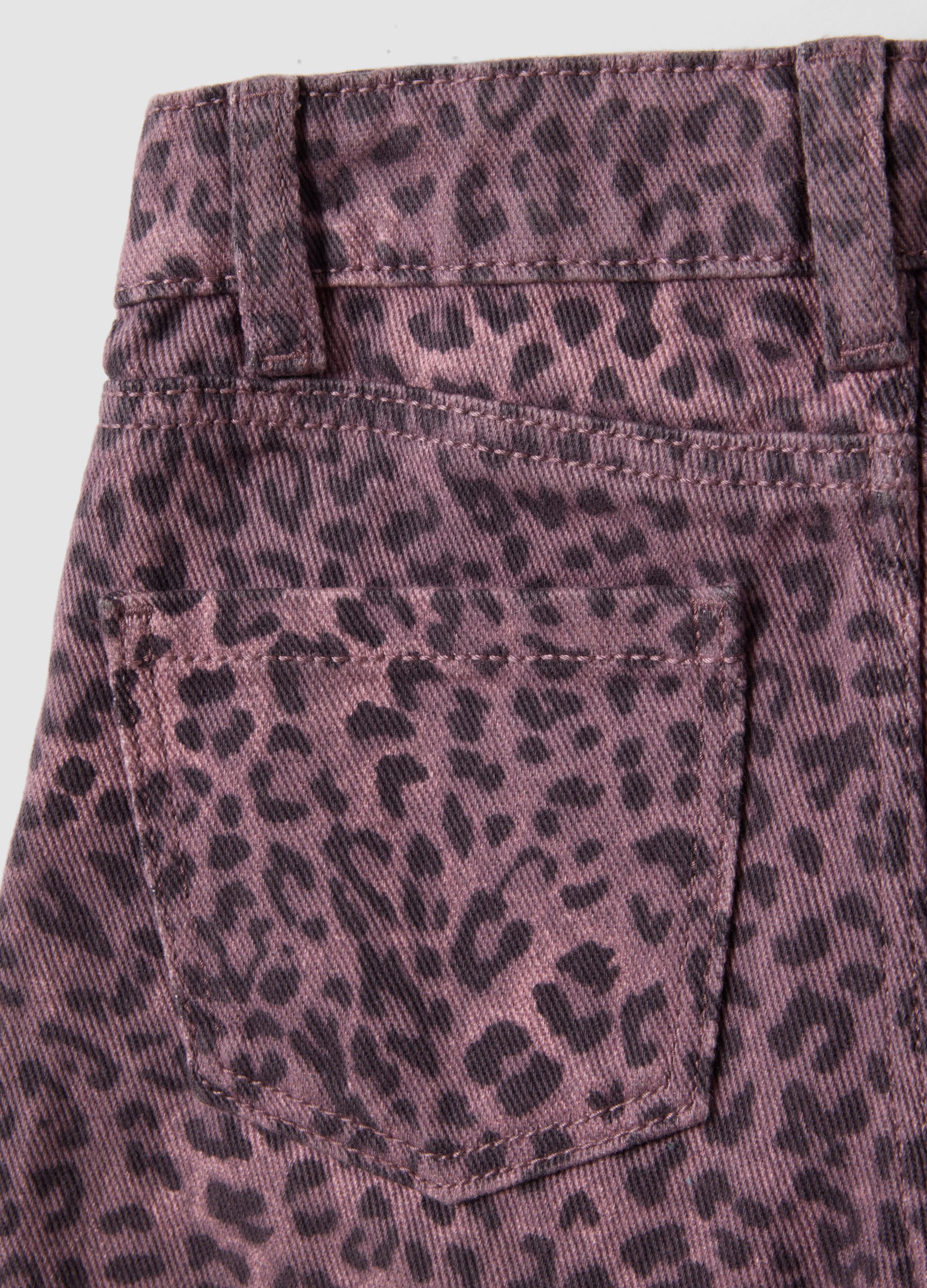 Pink animal-print slim-fit pure cotton shorts for girls