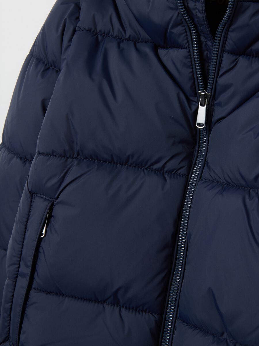 Piumino The Iconic Puffer blu scuro da bambino con cappuccio_3