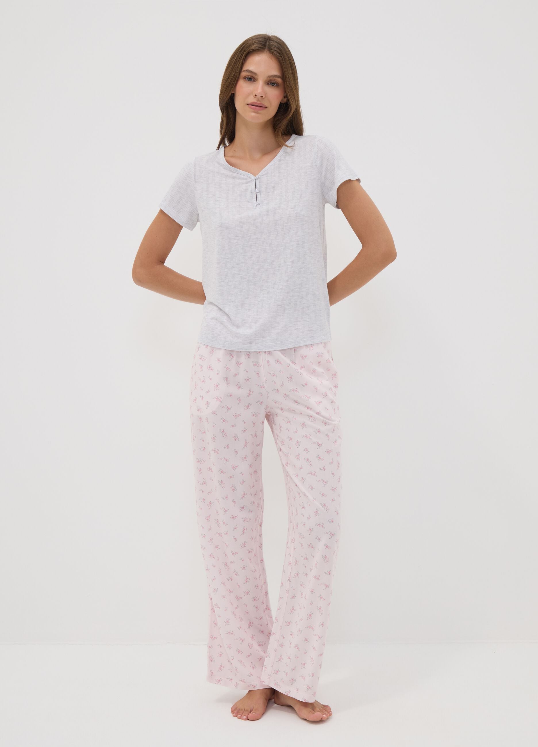 Grey stretch viscose V-neck pyjama top