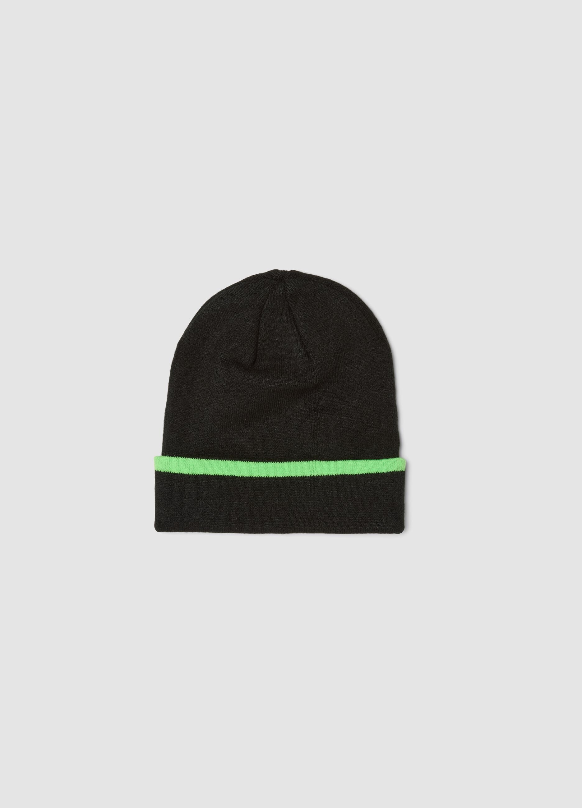 Cappello nero in maglia con risvolto a tema Minecraft