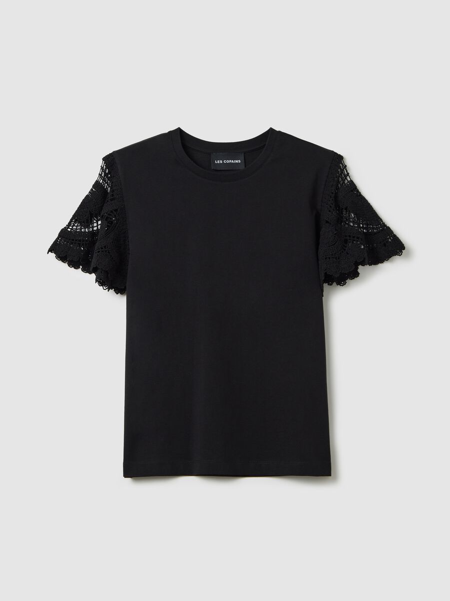 Black T-shirt with lace details_4
