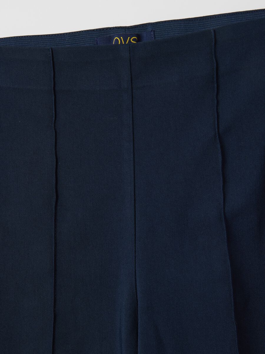 Women's blue viscose blend regular fit trousers_5