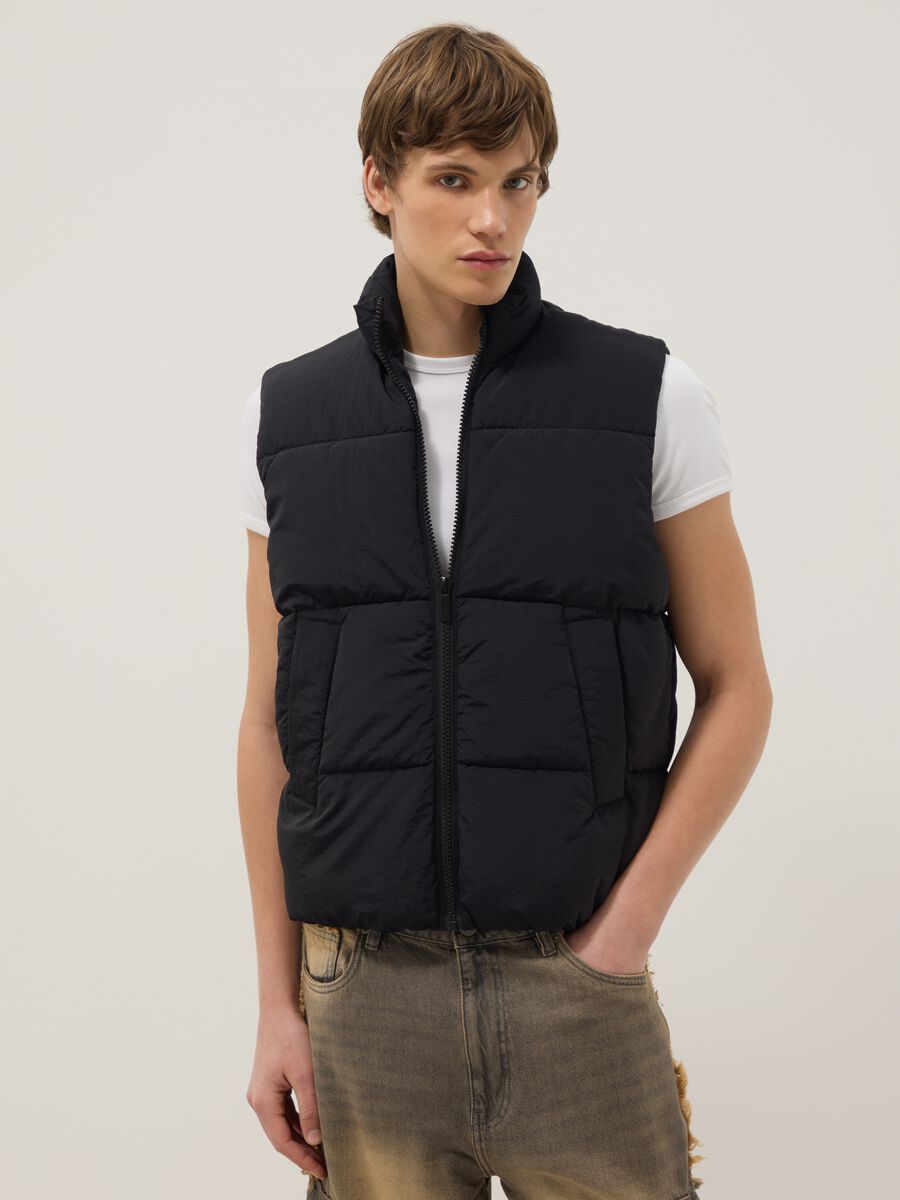 Black padded gilet regular fit with zip_0