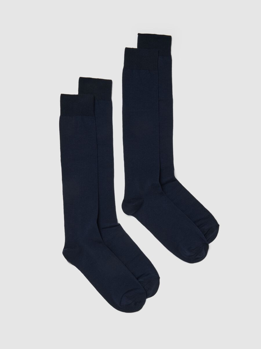 Twin pack of long blue elasticated cotton-blend socks_0