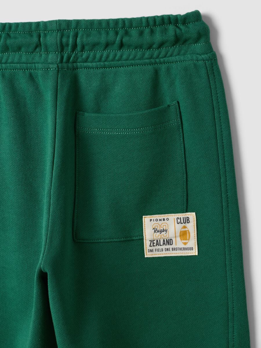 Pantaloni jogger verdi in puro cotone con vita elasticizzata per bambino_3