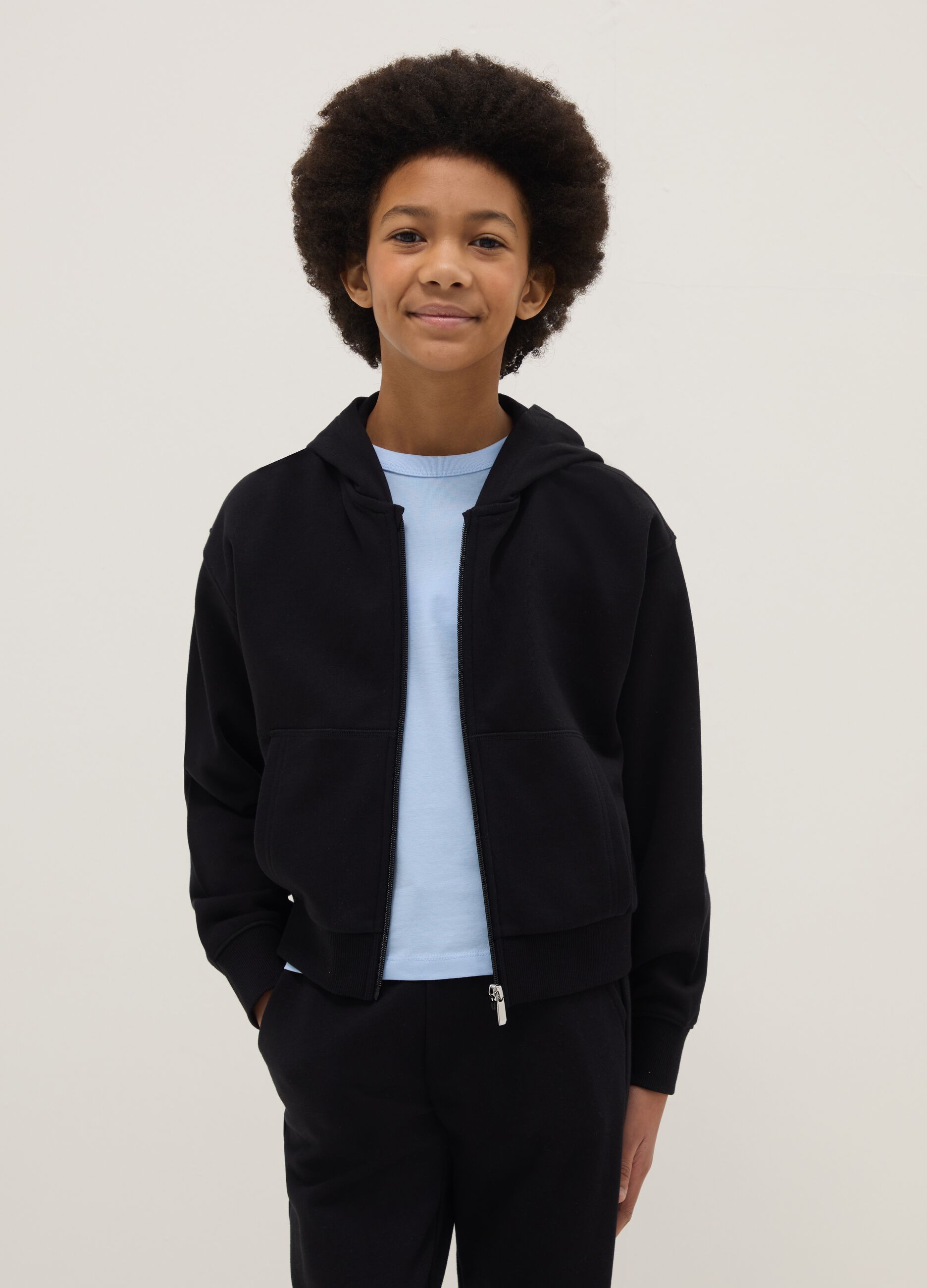 Girls' pure cotton black hoodie regular fit with zip