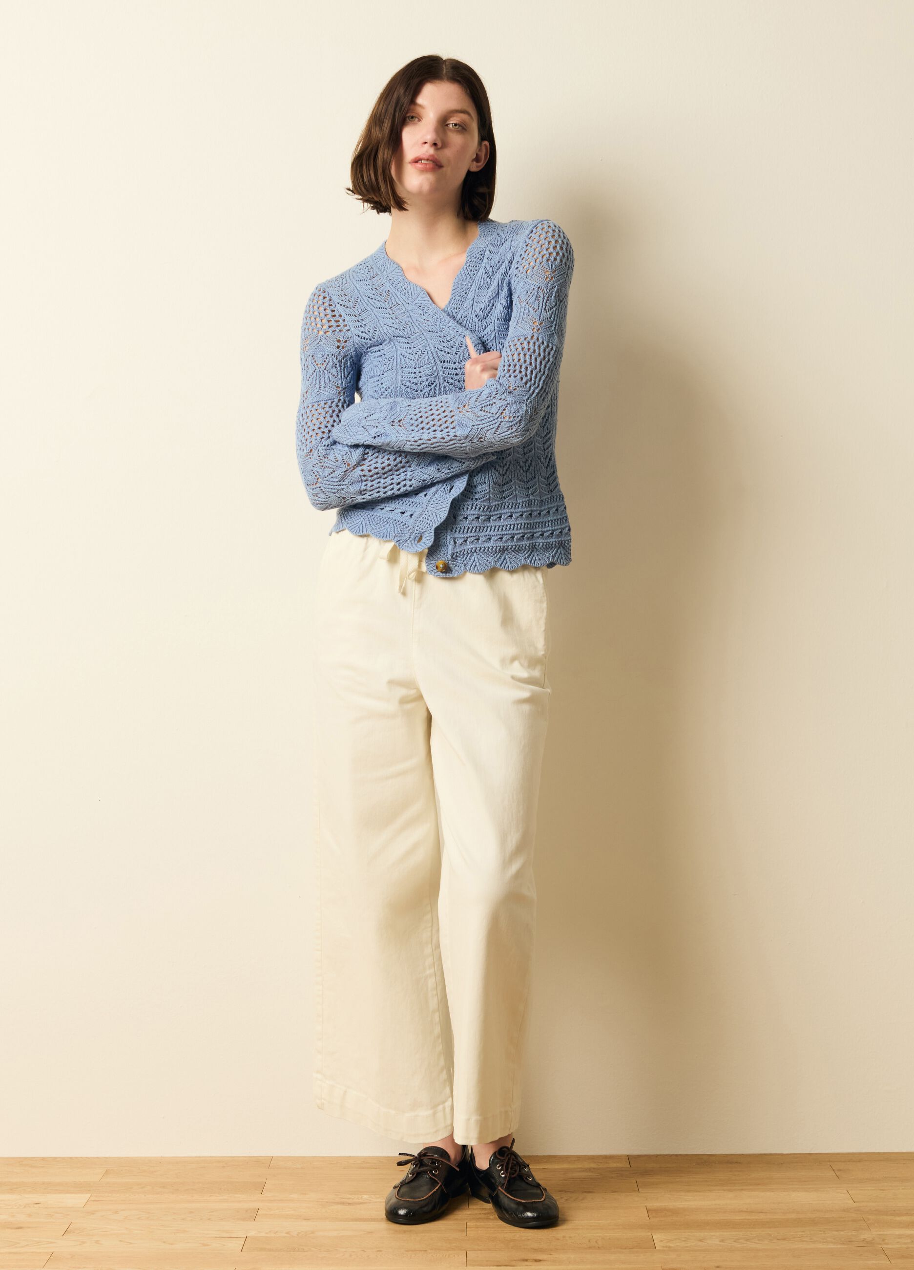 Crochet cardigan with V neck