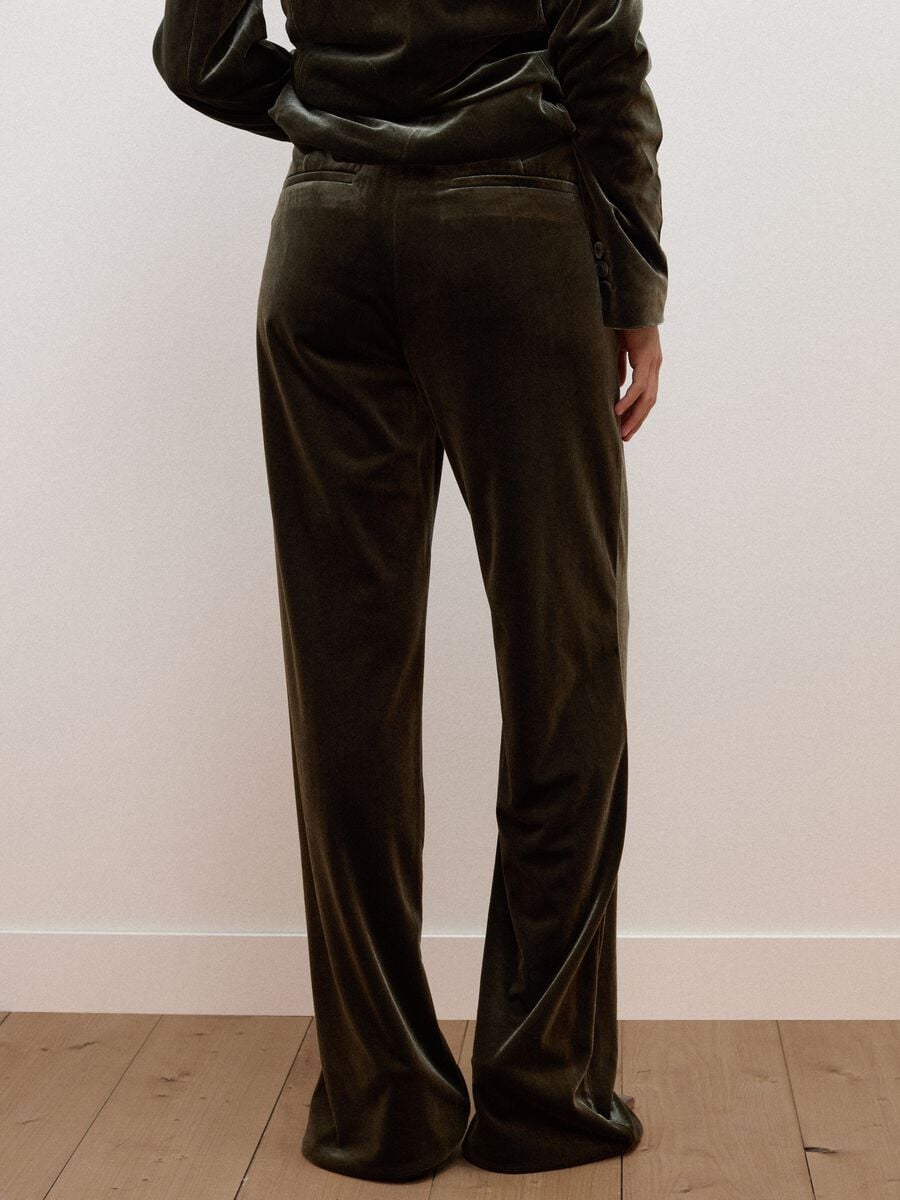 Pantaloni verdi in tessuto elasticizzato flare fit_2