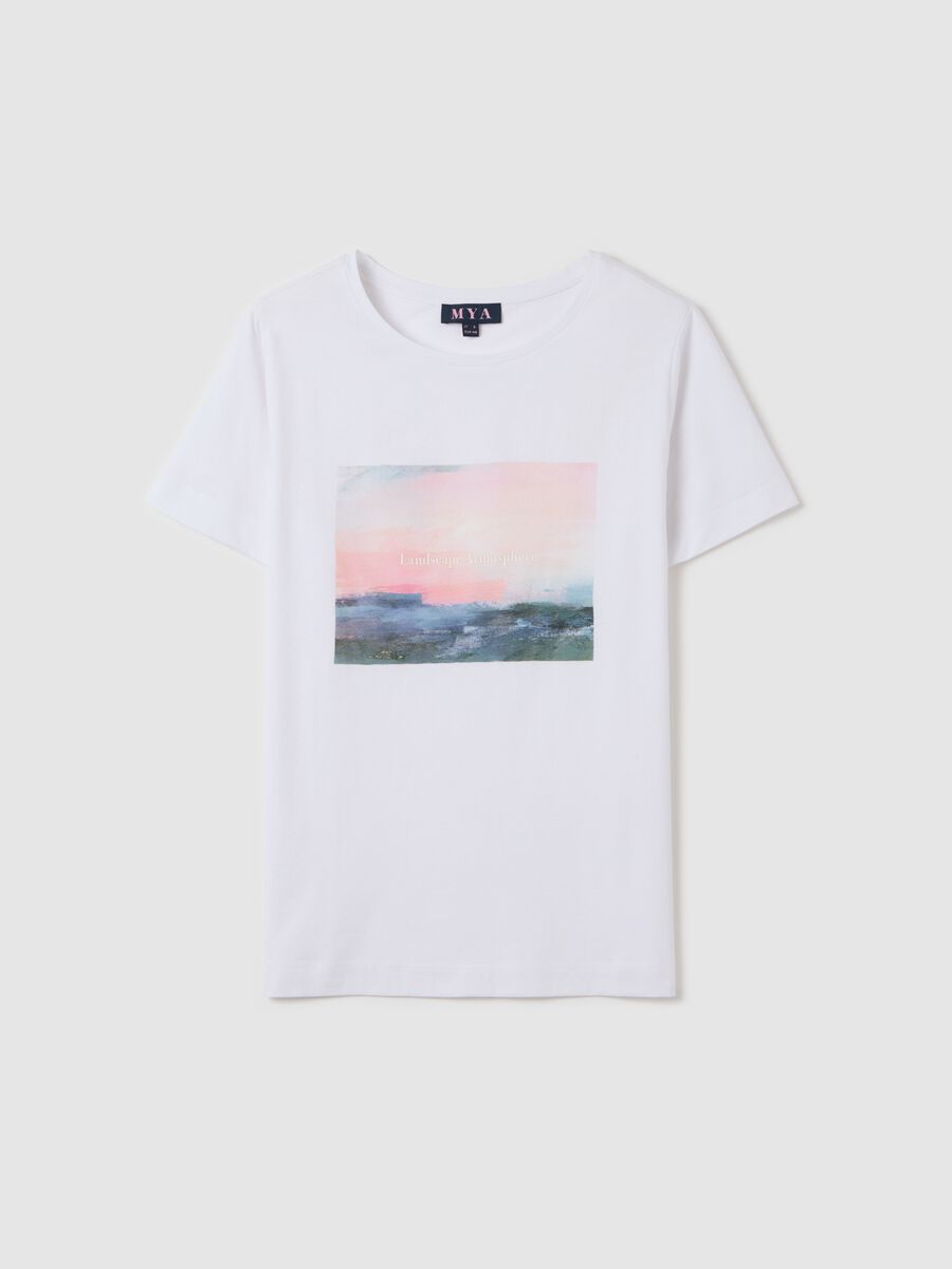 Curvy white short-sleeved T-shirt in cotton_4