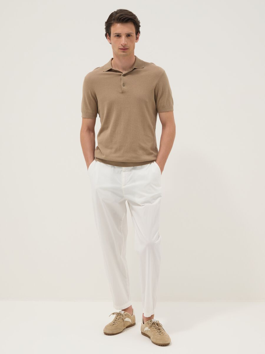 Pantaloni chino bianchi in cotone elasticizzato carrot fit_0
