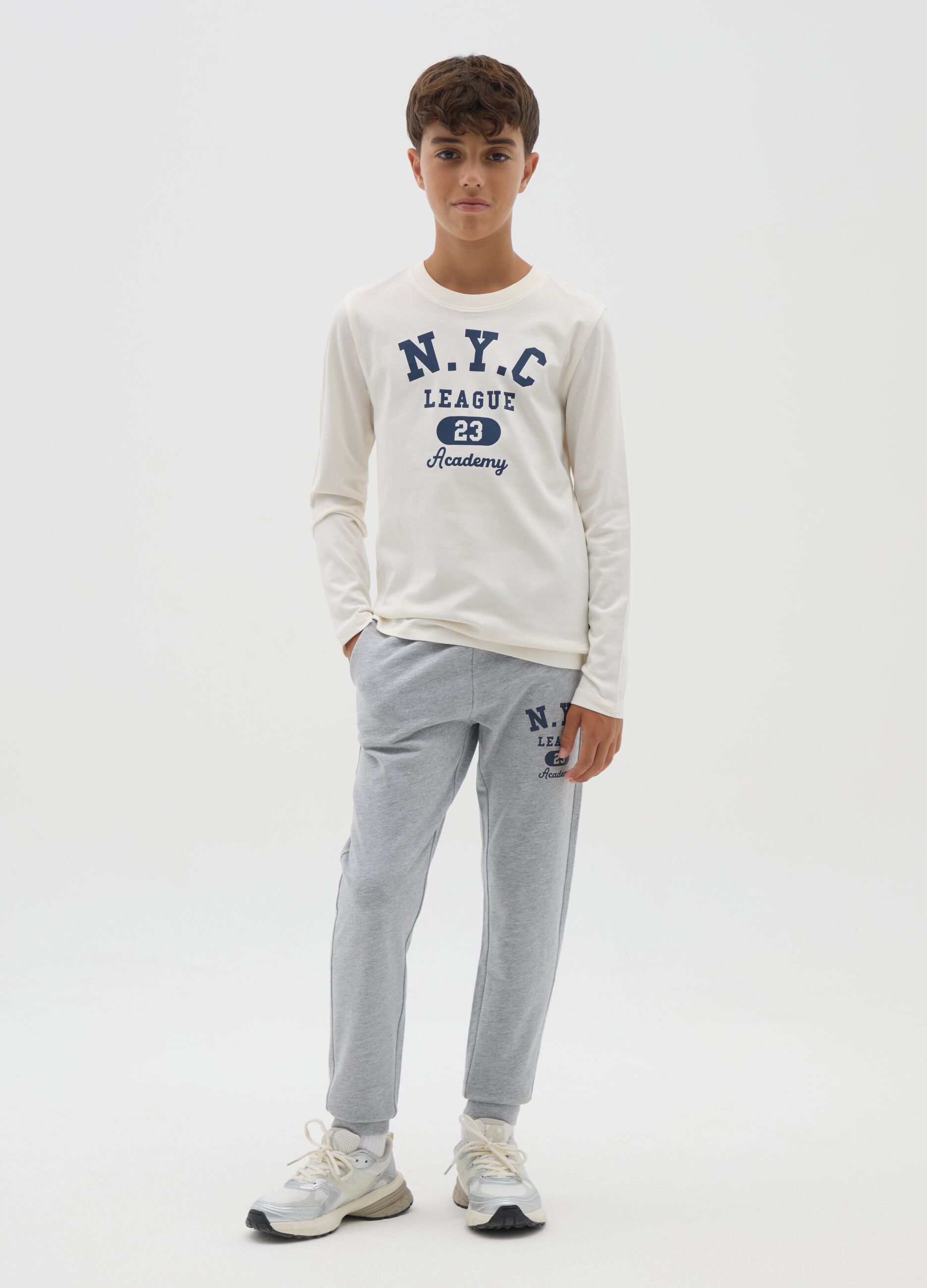 Boys' grey pure cotton joggers regular fit
