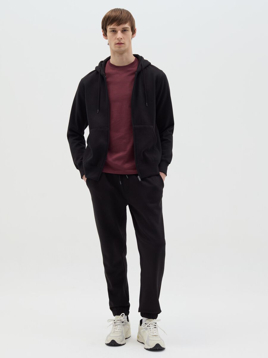 Essential full-zip sweatshirt with hood_1