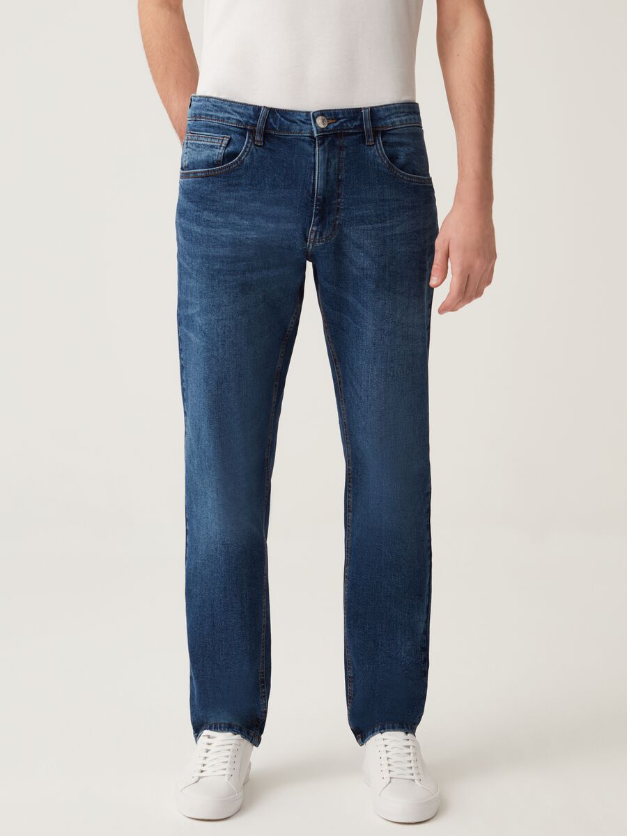 Comfort-fit stretch jeans_1