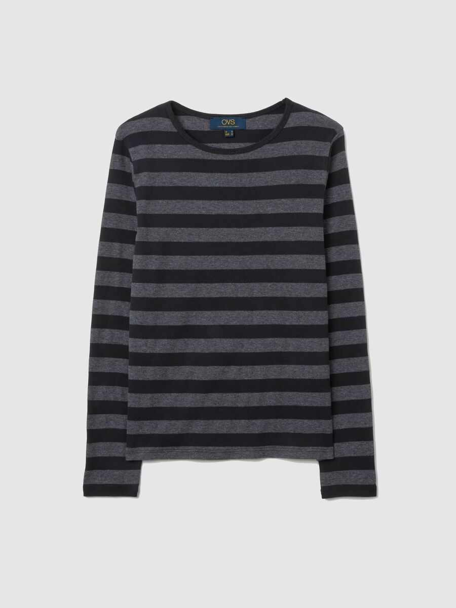 T-shirt grigia a righe_4