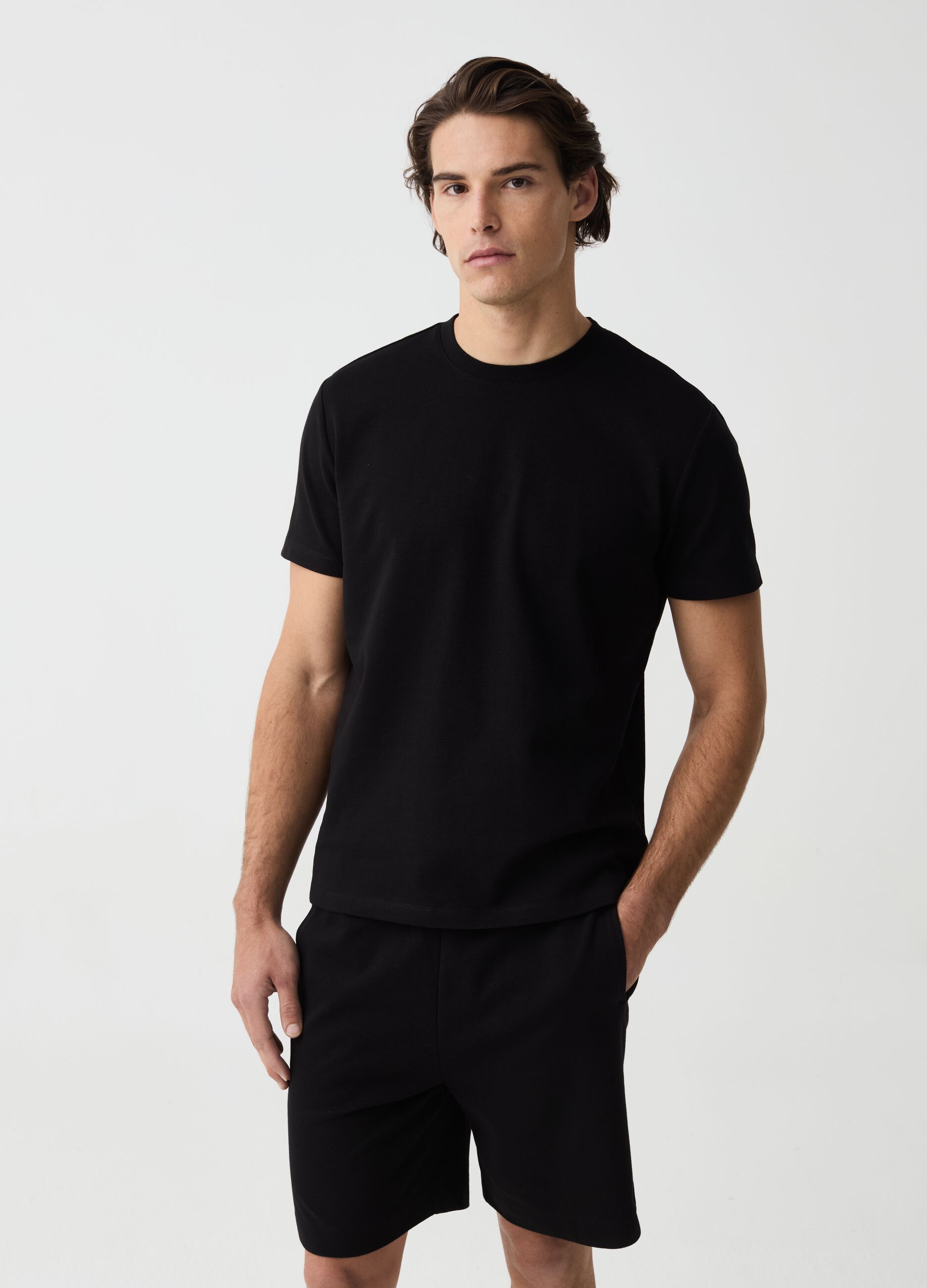 Regular-fit T-shirt with round neck