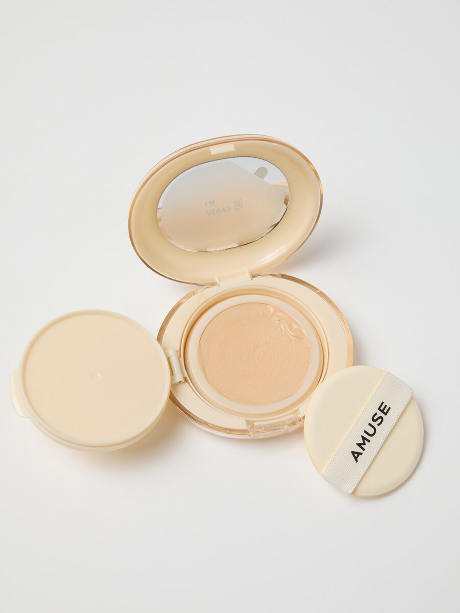Cushion foundation with "dew barrier" effect, for luminous and even skin at any time of the day thanks to patented anti-pollution technology._5