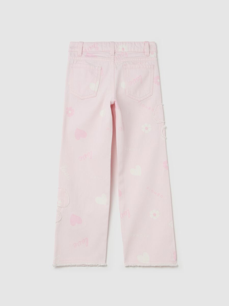 Jeans with heart print and appliqué flowers_4