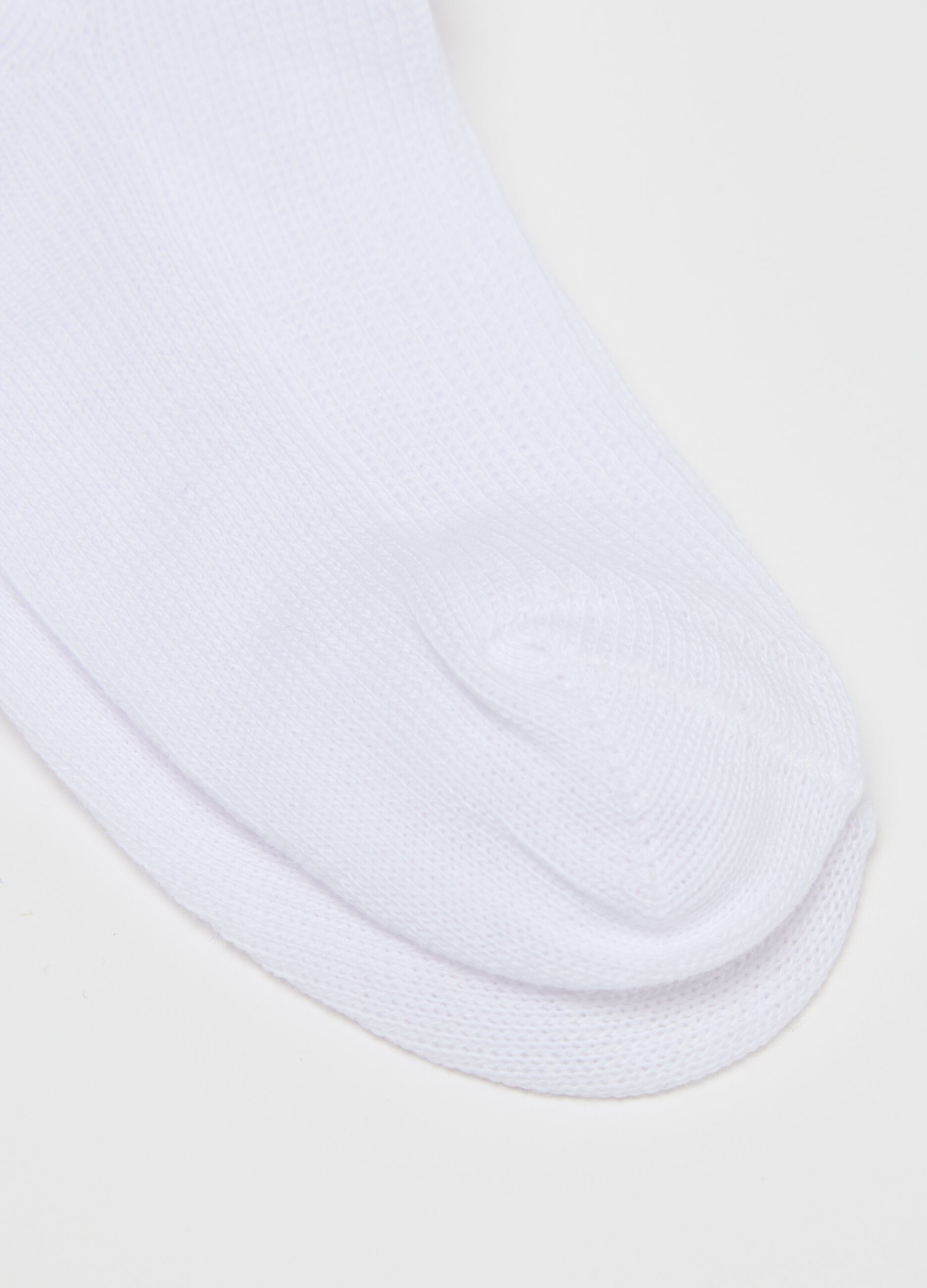 Calzini corti da bambino in cotone multicolor con volant rosa